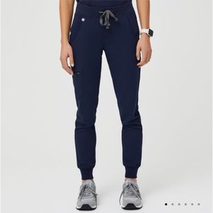 FIGS zamora jogger scrub bottoms